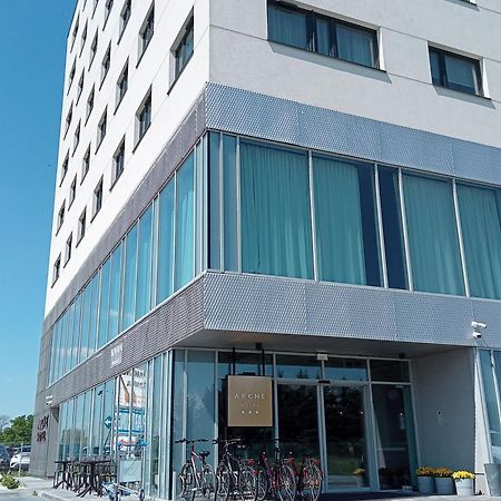 Arche Hotel Wroclaw Airport Esterno foto