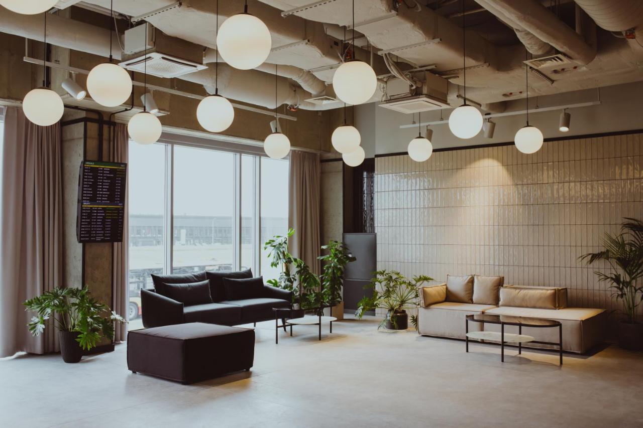 Arche Hotel Wroclaw Airport Esterno foto